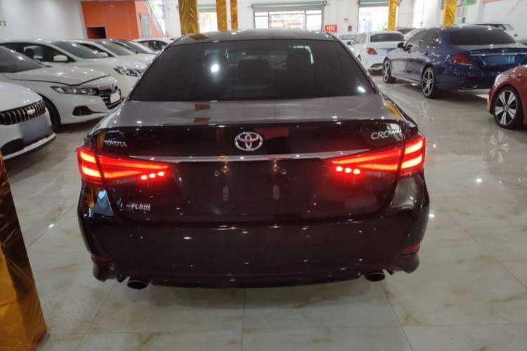 Used Toyota Crown 2018 2.0T Fashion Edition Exterior 4