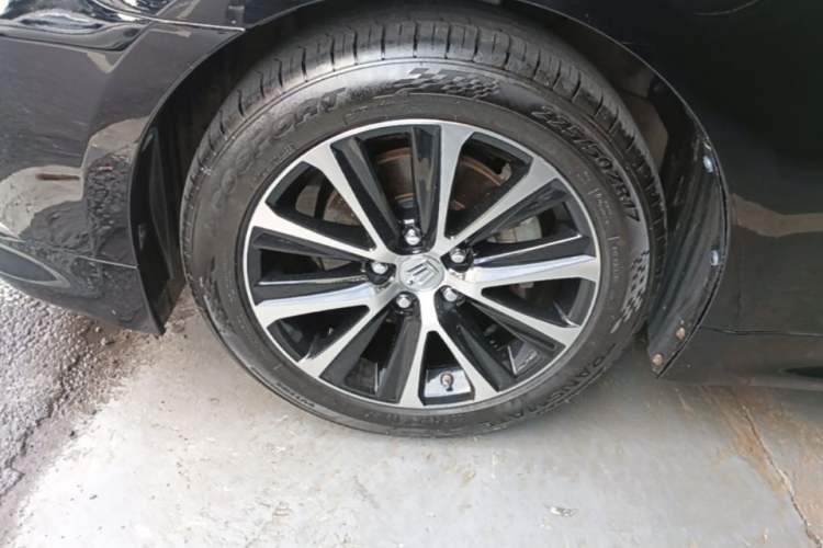 Used Toyota Crown 2018 2.0T Fashion Edition Exterior 4