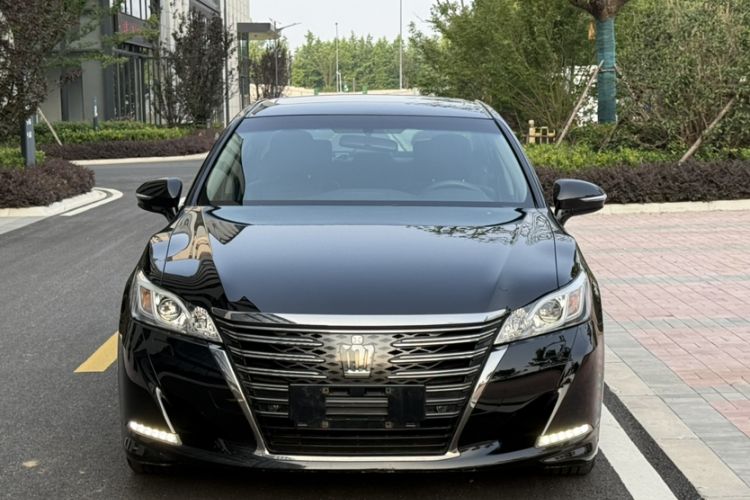 Used Toyota Crown 2018 2.0T Fashion Edition Exterior 8