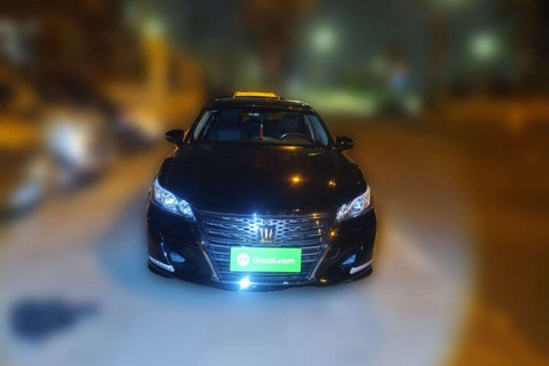 Used Toyota Crown 2018 2.0T Fashion Edition Front