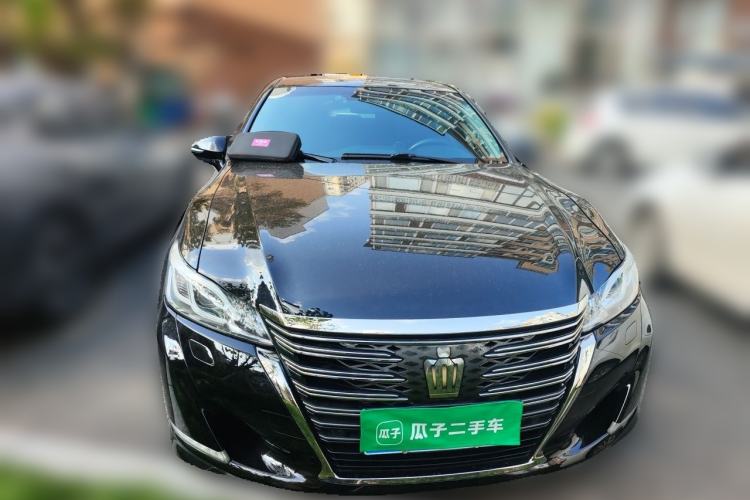 Used Toyota Crown 2018 2.0T Fashion Edition Front