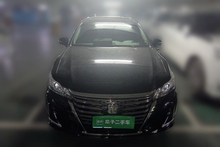Used Toyota Crown 2018 2.0T Fashion Edition Front