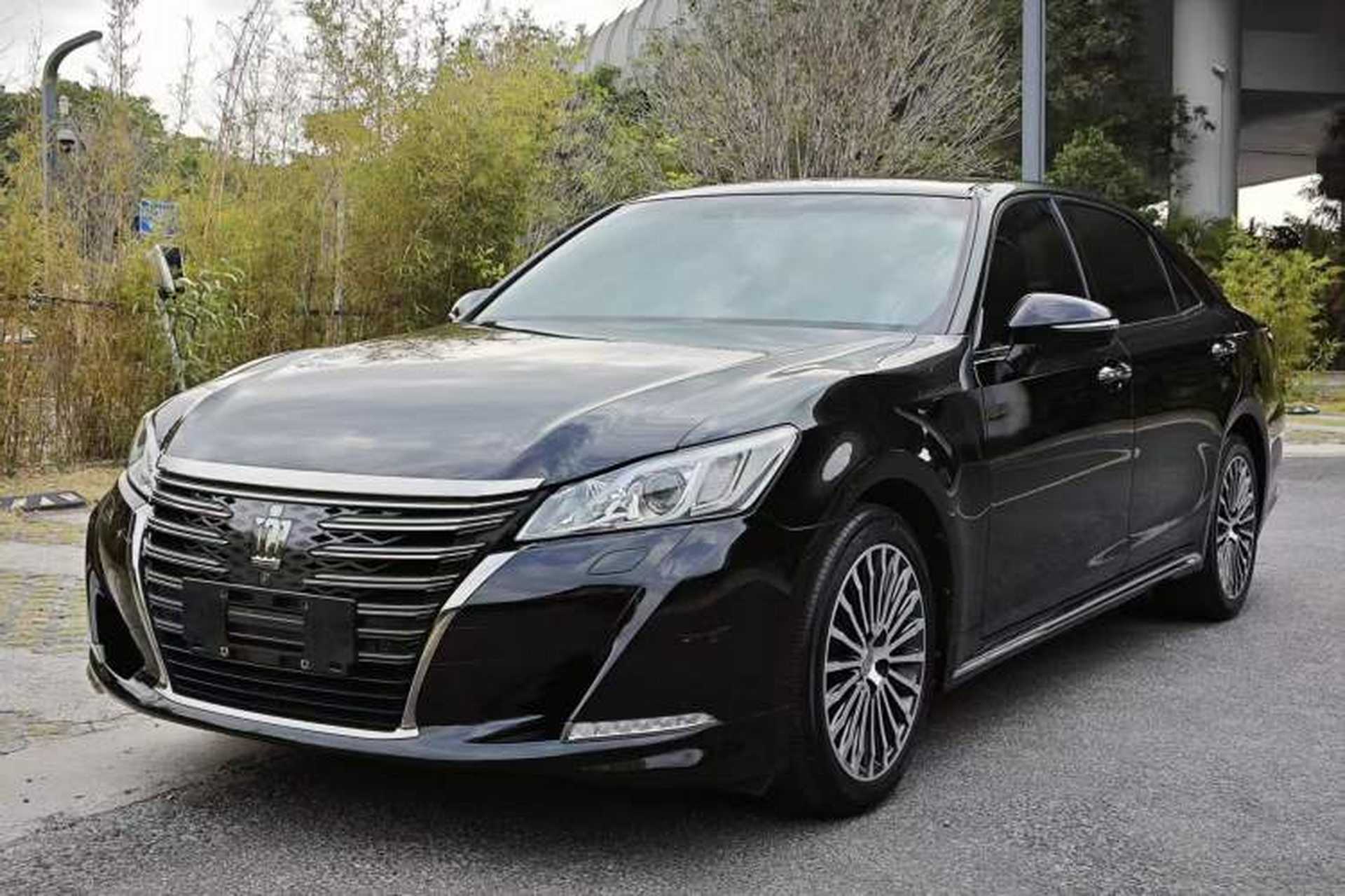 Used Toyota Crown 2018 2.0T Sport Edition Front Left 45 Deg