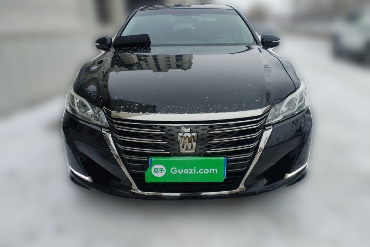 Used Toyota Crown 2018 2.0T Fashion Edition Front