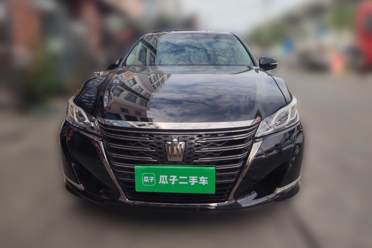 Used Toyota Crown 2018 2.0T Fashion Edition Front