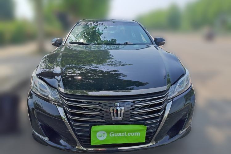 Used Toyota Crown 2018 2.0T Fashion Edition Front