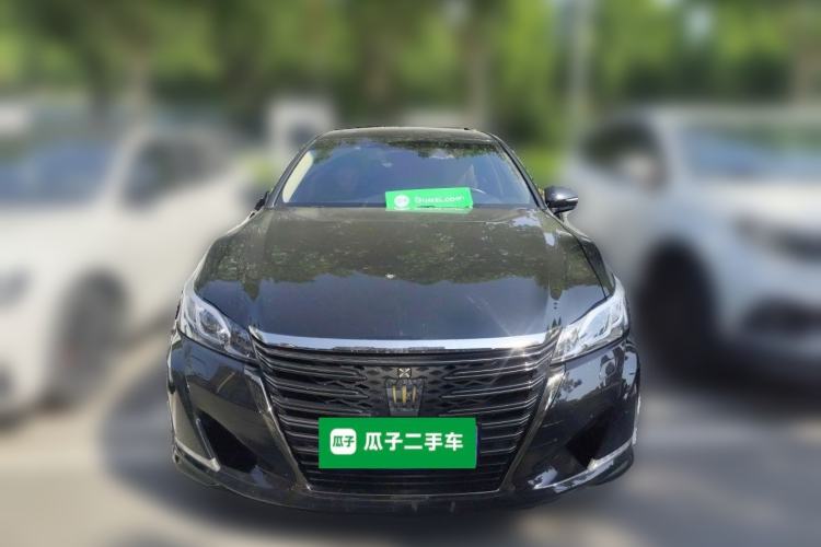 Used Toyota Crown 2018 2.0T Fashion Edition Front