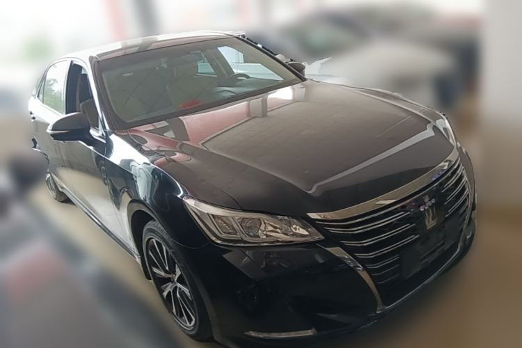 Used Toyota Crown 2018 2.0T Fashion Edition Front Right 45 Deg