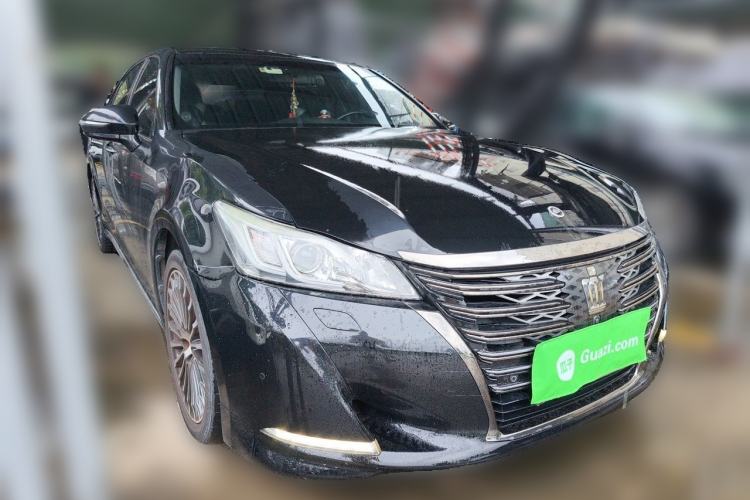 Used Toyota Crown 2018 2.0T Sport Edition Front Right 45 Deg