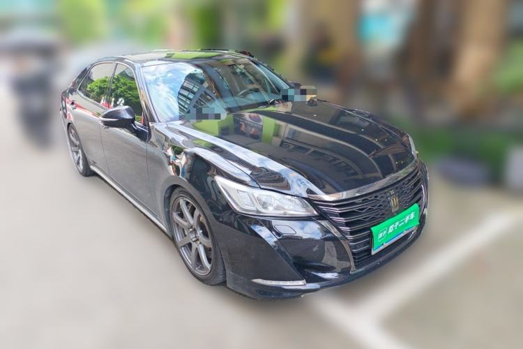 Used Toyota Crown 2018 2.0T Sport Edition Front Right 45 Deg