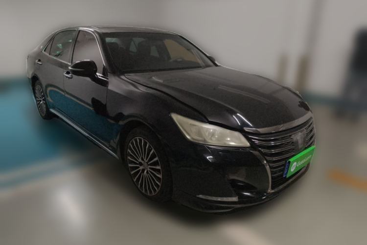 Used Toyota Crown 2018 2.0T Sport Edition Front Right 45 Deg