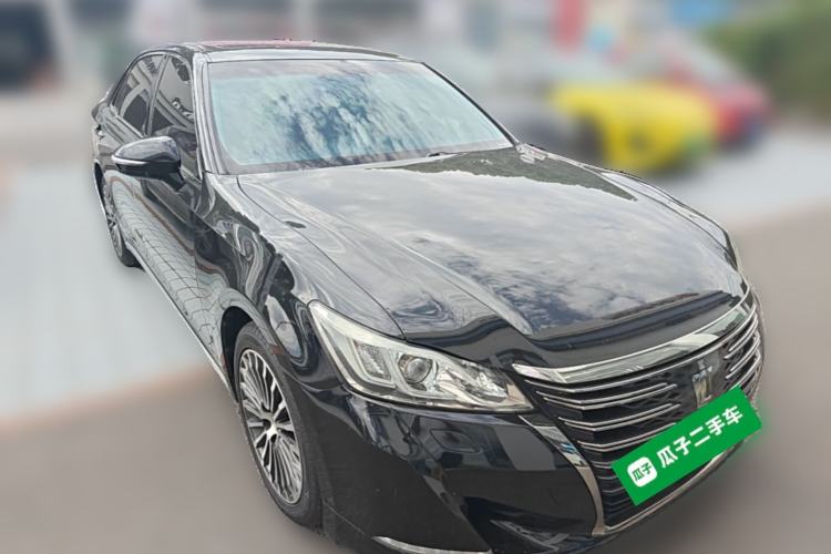 Used Toyota Crown 2018 2.0T Sport Edition Front Right 45 Deg