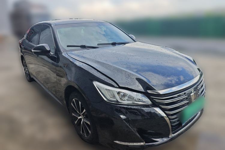 Used Toyota Crown 2018 2.0T Fashion Edition Front Right 45 Deg