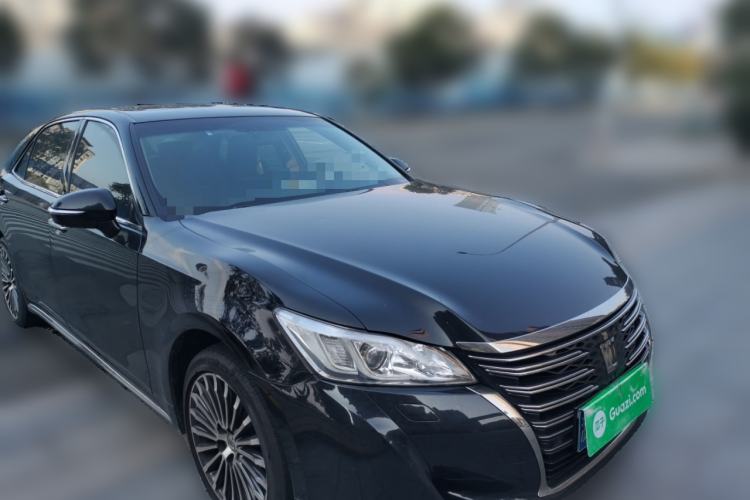 Used Toyota Crown 2018 2.0T Sport Edition Front Right 45 Deg