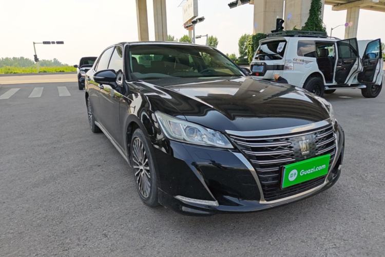 Used Toyota Crown 2018 2.0T Sport Edition Front Right 45 Deg