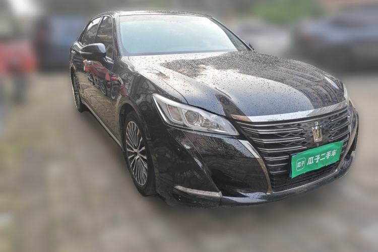 Used Toyota Crown 2018 2.0T Sport Edition Front Right 45 Deg