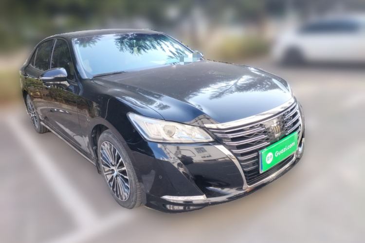 Used Toyota Crown 2018 2.0T Sport Edition Front Right 45 Deg