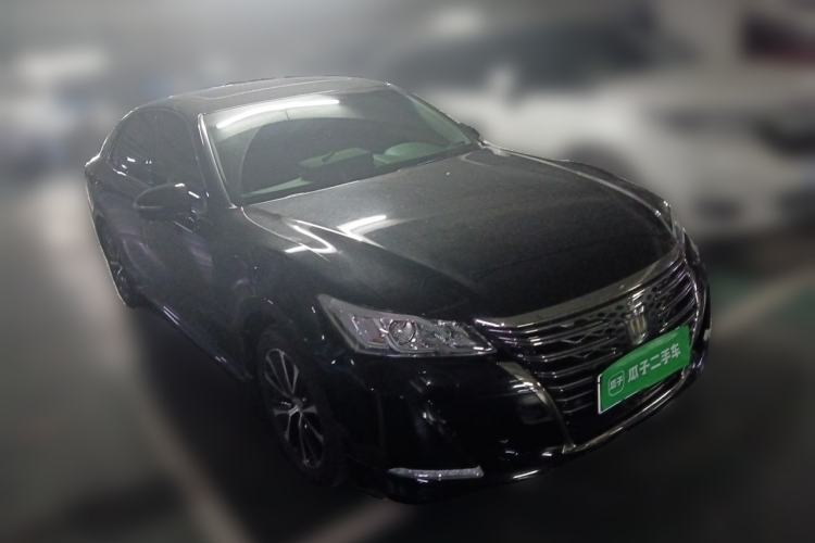 Used Toyota Crown 2018 2.0T Fashion Edition Front Right 45 Deg