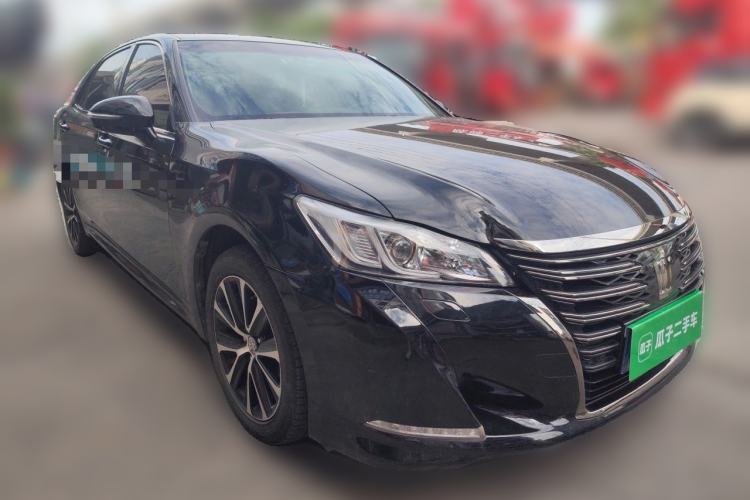 Used Toyota Crown 2018 2.0T Fashion Edition Front Right 45 Deg