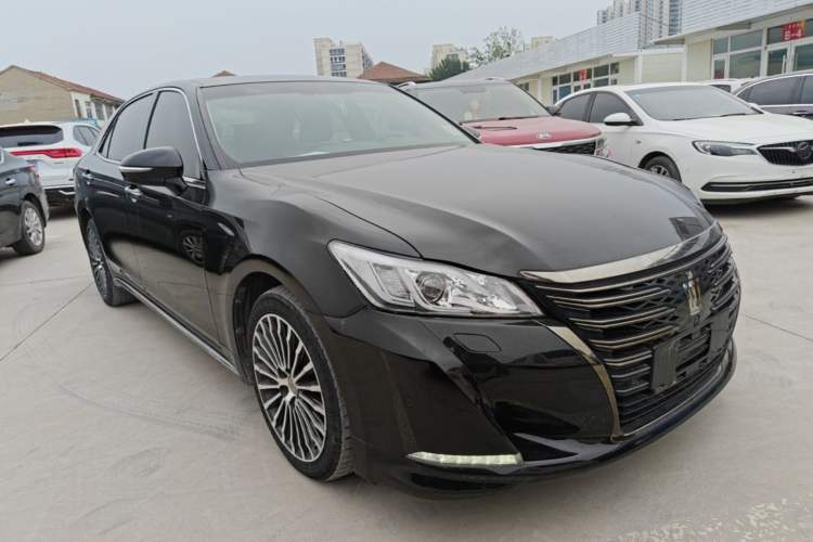 Used Toyota Crown 2018 2.0T Sport Edition Front Right 45 Deg