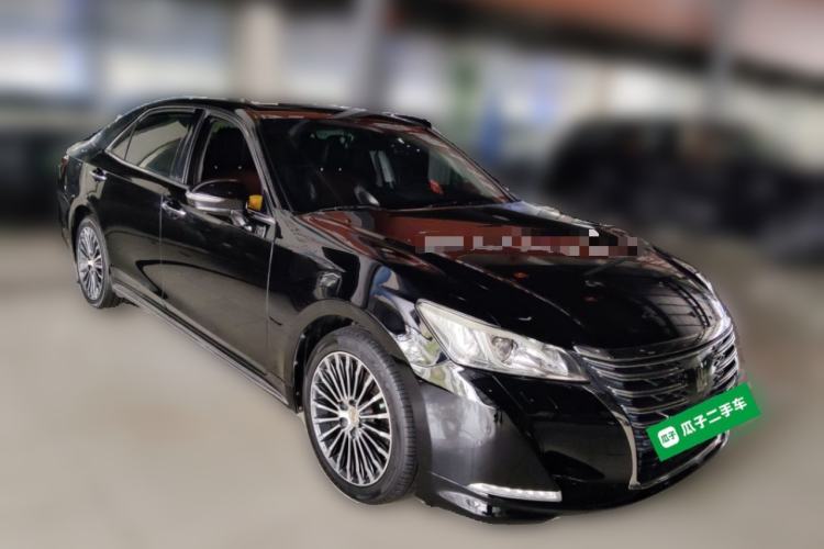 Used Toyota Crown 2018 2.0T Sport Edition Front Right 45 Deg