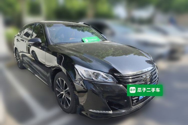 Used Toyota Crown 2018 2.0T Fashion Edition Front Right 45 Deg