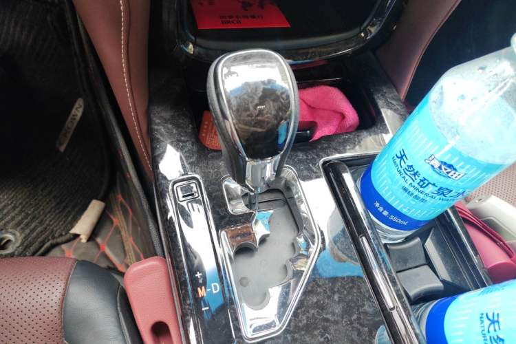 Used Toyota Crown 2018 2.0T Sport Edition Gear Lever