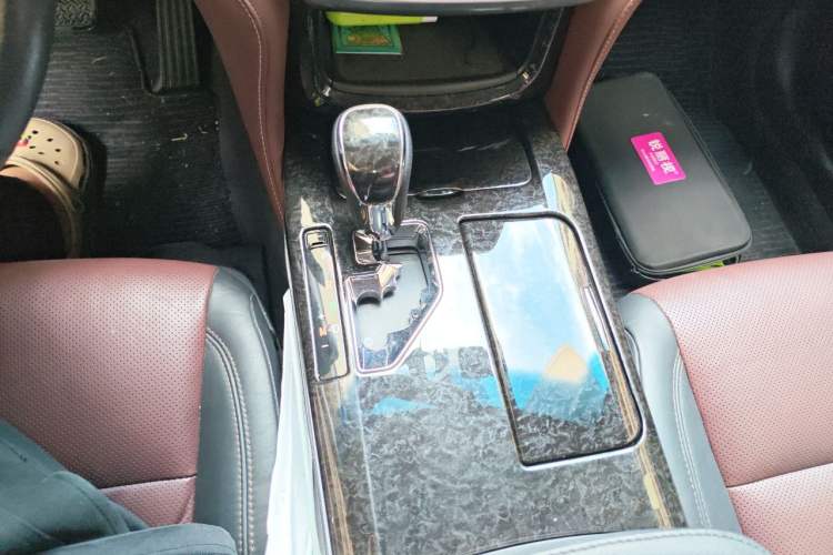 Used Toyota Crown 2018 2.0T Sport Edition Gear Lever
