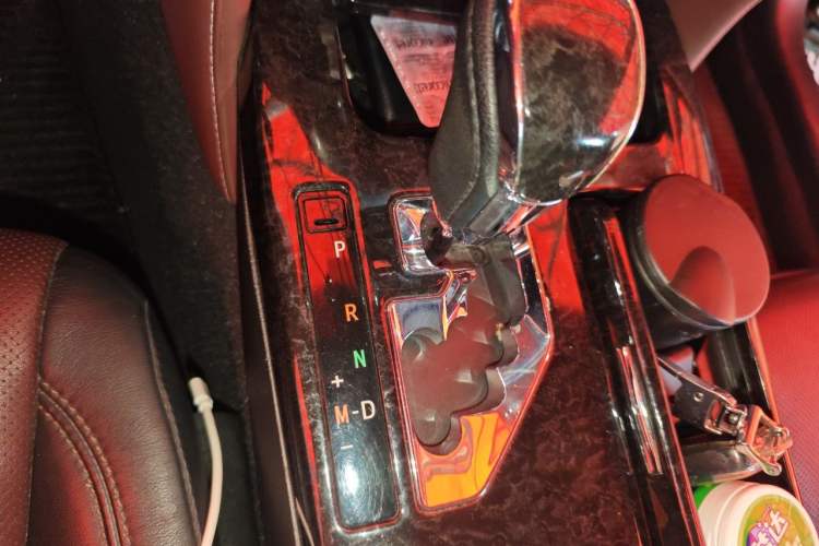 Used Toyota Crown 2018 2.0T Sport Edition Gear Lever