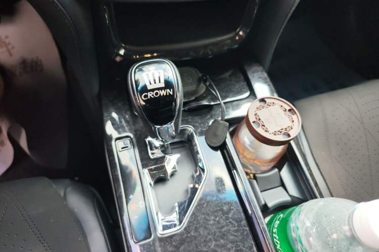 Used Toyota Crown 2018 2.0T Fashion Edition Gear Lever