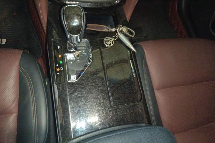 Used Toyota Crown 2018 2.0T Sport Edition Gear Lever