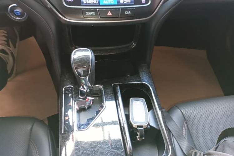 Used Toyota Crown 2018 2.0T Fashion Edition Gear Lever