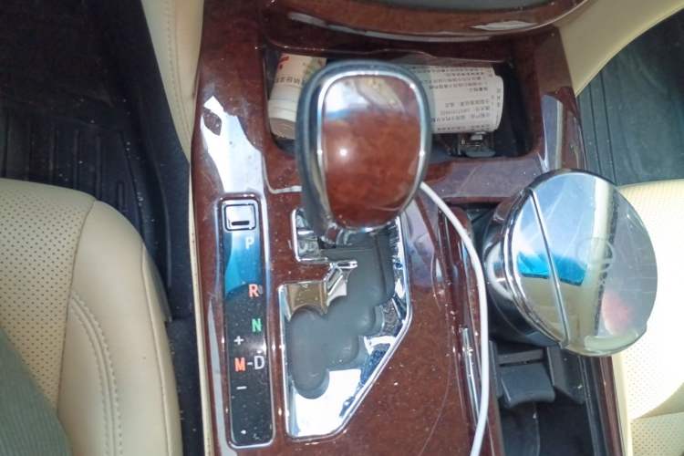 Used Toyota Crown 2018 2.0T Fashion Edition Gear Lever