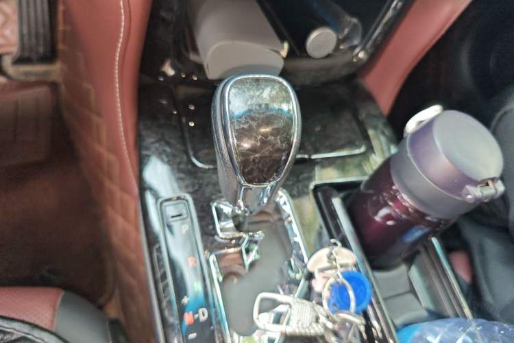Used Toyota Crown 2018 2.0T Sport Edition Gear Lever