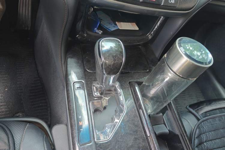 Used Toyota Crown 2018 2.0T Fashion Edition Gear Lever