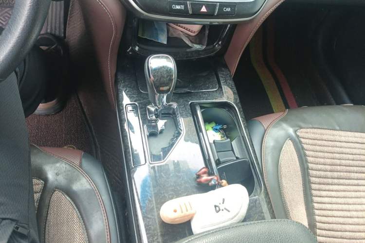 Used Toyota Crown 2018 2.0T Sport Edition Gear Lever