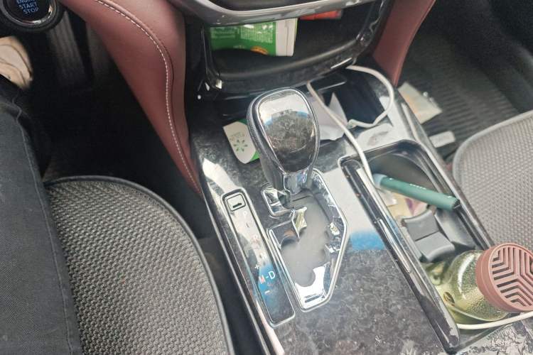 Used Toyota Crown 2018 2.0T Sport Edition Gear Lever