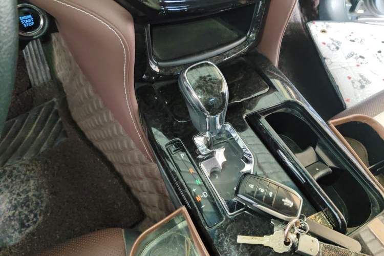 Used Toyota Crown 2018 2.0T Sport Edition Gear Lever