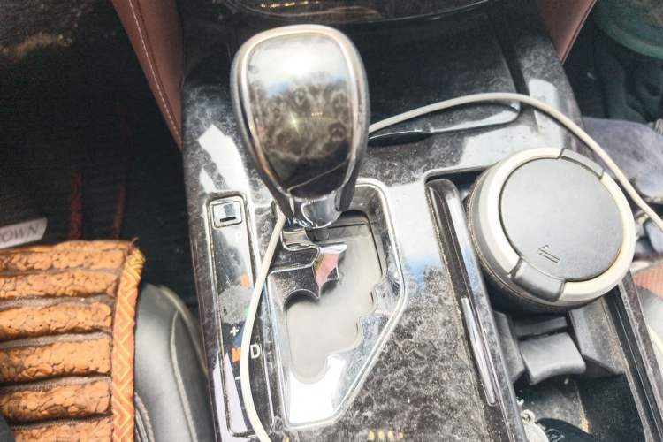 Used Toyota Crown 2018 2.0T Sport Edition Gear Lever