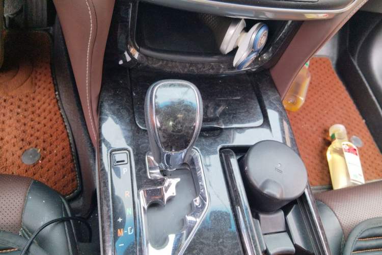 Used Toyota Crown 2018 2.0T Sport Edition Gear Lever