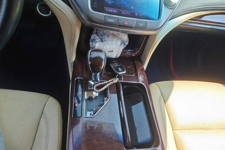 Used Toyota Crown 2018 2.0T Fashion Edition Gear Lever