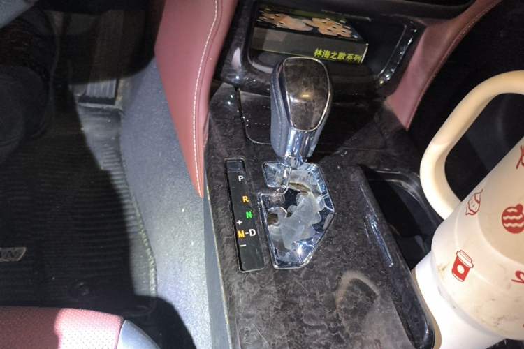 Used Toyota Crown 2018 2.0T Sport Edition Gear Lever