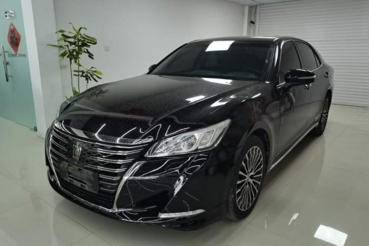 Used Toyota Crown 2018 2.0T Sport Edition Guazi used car, China used car export, Used car for sale, Used Toyota cars, Cheapest cars for sale