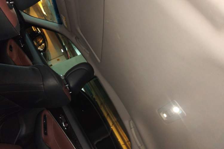 Used Toyota Crown 2018 2.0T Sport Edition Headliner