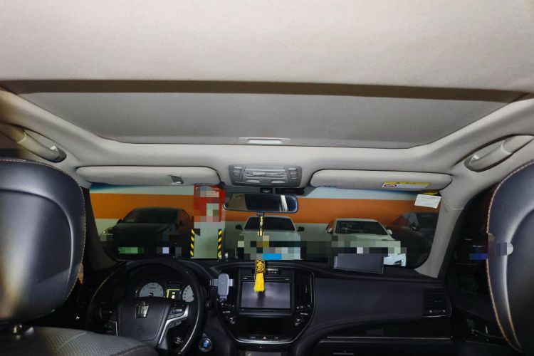 Used Toyota Crown 2018 2.0T Fashion Edition Headliner