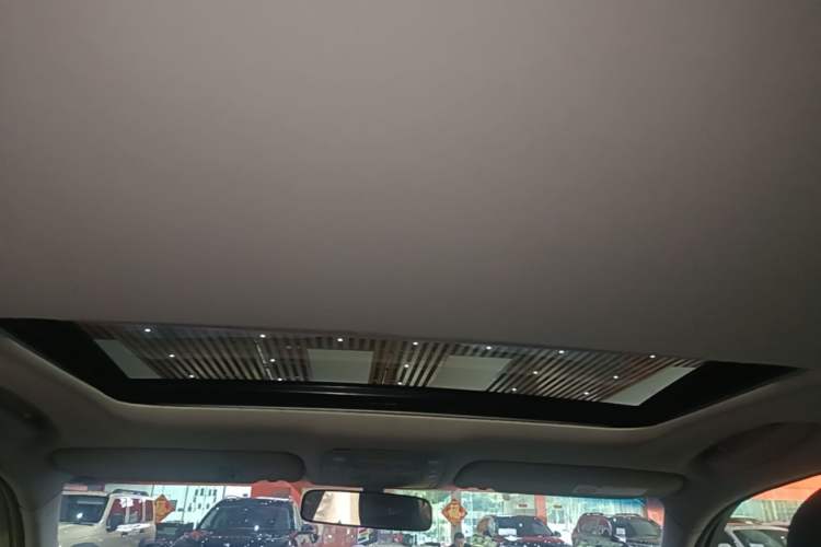 Used Toyota Crown 2018 2.0T Fashion Edition Headliner