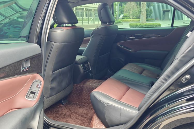 Used Toyota Crown 2018 2.0T Sport Edition Interior 1