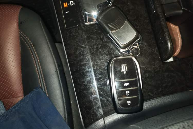 Used Toyota Crown 2018 2.0T Sport Edition Interior 1