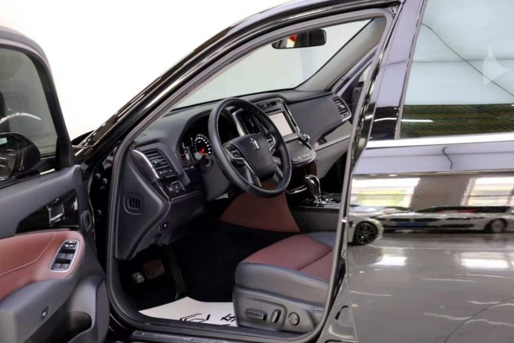 Used Toyota Crown 2018 2.0T Sport Edition Interior 3