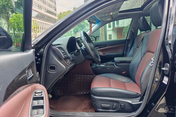 Used Toyota Crown 2018 2.0T Sport Edition Interior 5
